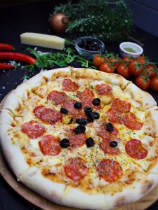 Pizza Pipperoni Borda Mussarela